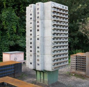 Modell des ehemaligen Bergkamener Wohnturms, Teil des Kunstwerks „Neustadt“ von Julius von Bismarck und Marta Dyachenko.